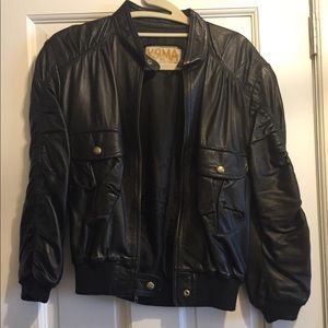 Cropped leather bomber jacket